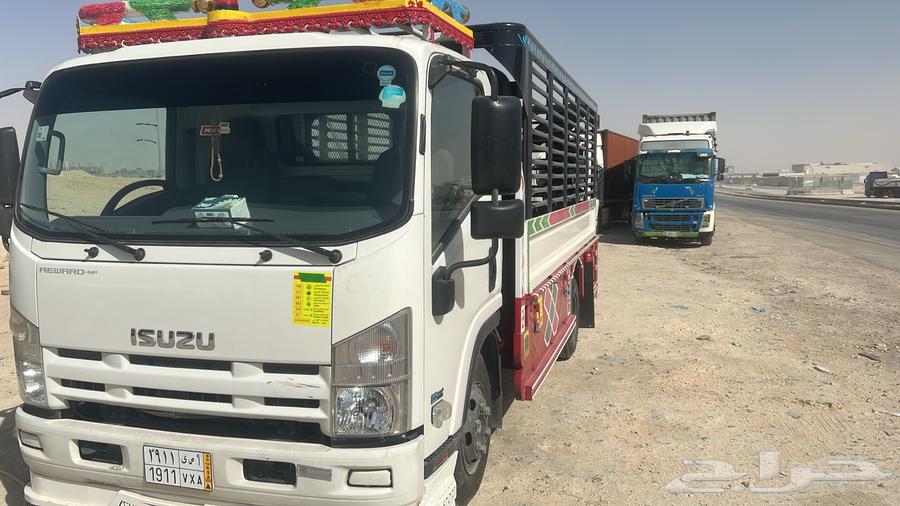 Rent for a Dena 5 metro inside and outside all KSA64207113818499113