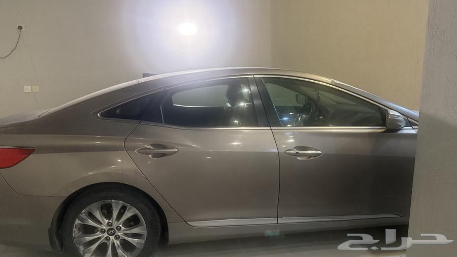 ازيرا 2012 فل بدون فتحه محركات نظيفه ماشيه 300 الف64229437224707110