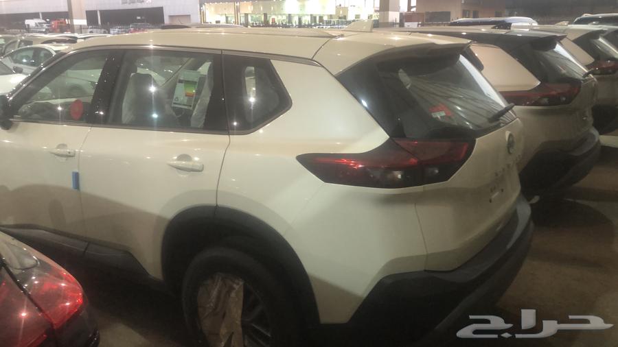 نيسان اكس تريل استندر S بدون دبل 5 راكب موديل 202564213769090051113