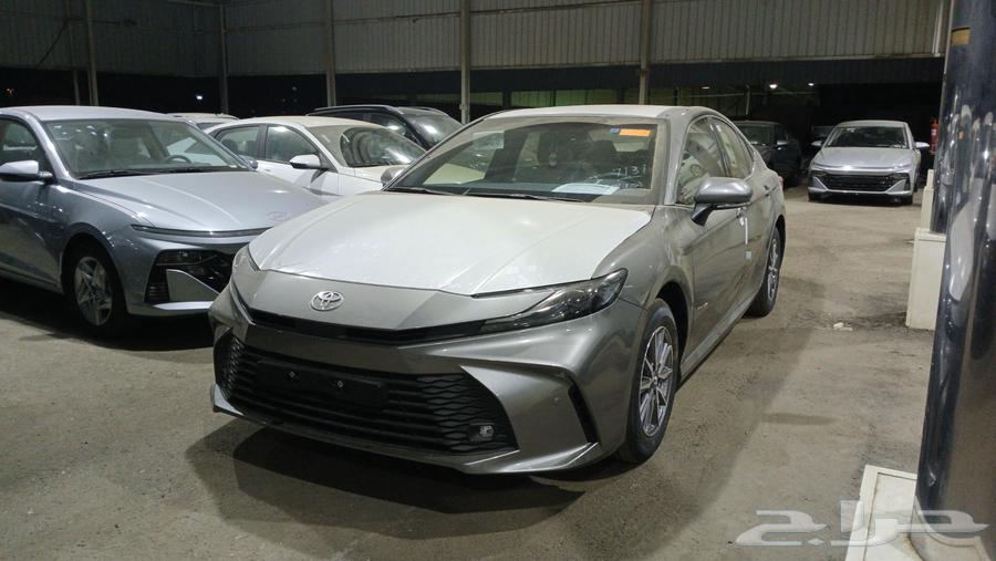 تويوتا كامري E بنزين سعودي 2025 جديده64224357331587111