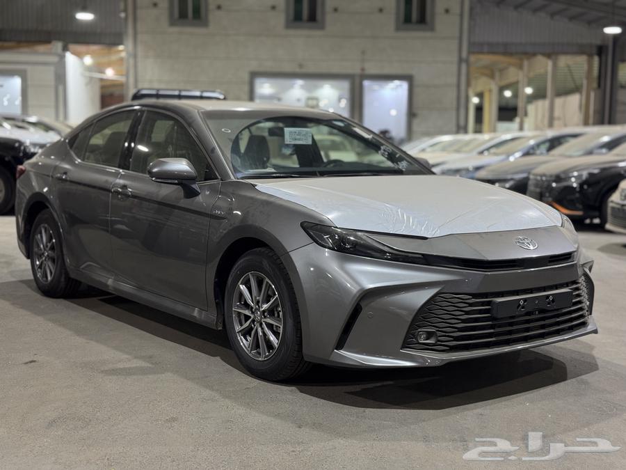 Camry E Standard 2025 Hybrid Titanium (Saudi)64225725986946110
