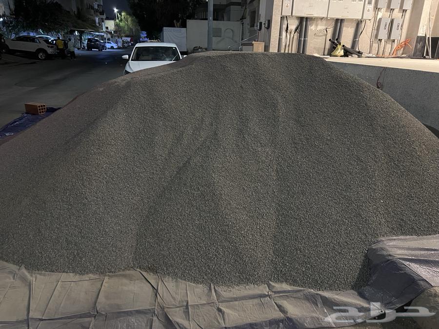 Various types of asphalt and concrete flooring available64223442107650110