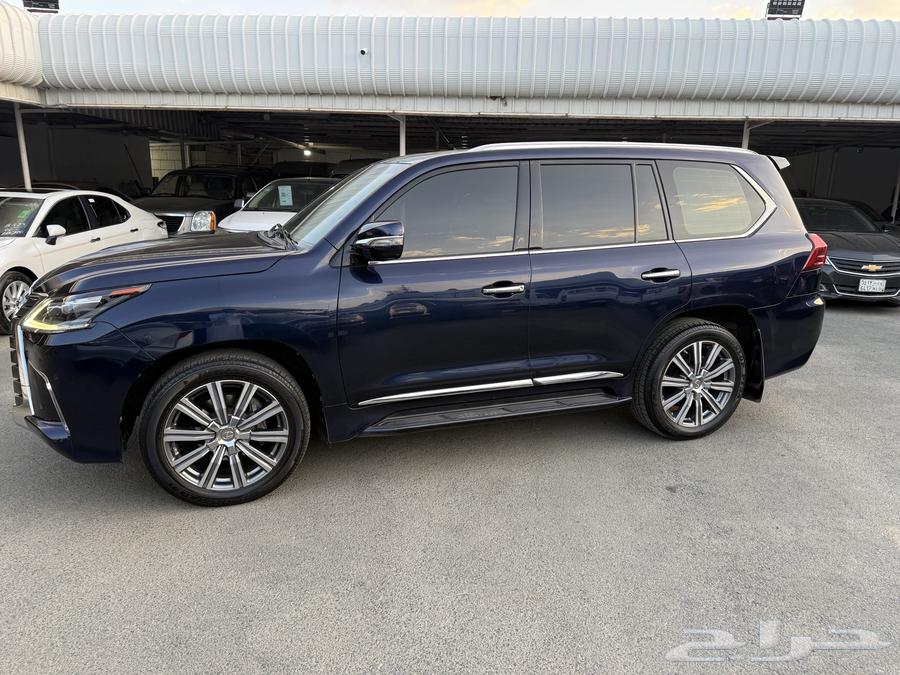 جيب لكزس2017 فل كاملDD64217487417091111