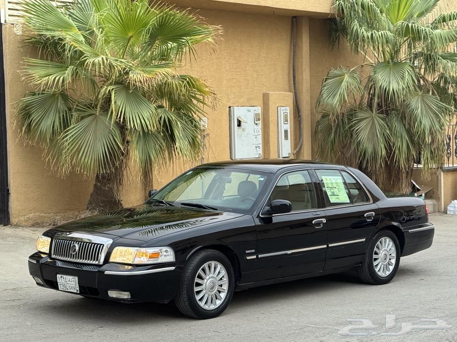 2010 Grand Marquis in agency condition, American, with conditions64206697484803112