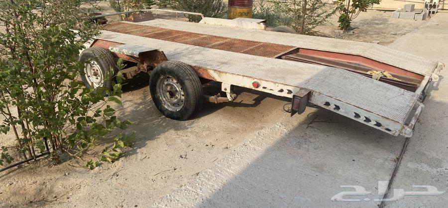 للبيع عربة سحب سيارة وتصلح للمعدات اوزان ثقيلة64224071780099110