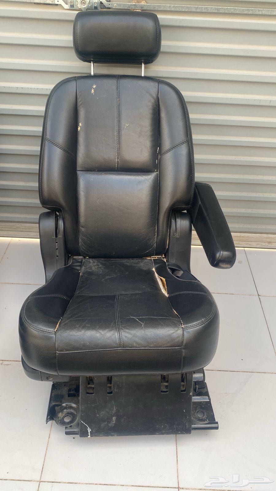 للبيع مقاعد خلفية جمس موديل 200764220390882561111