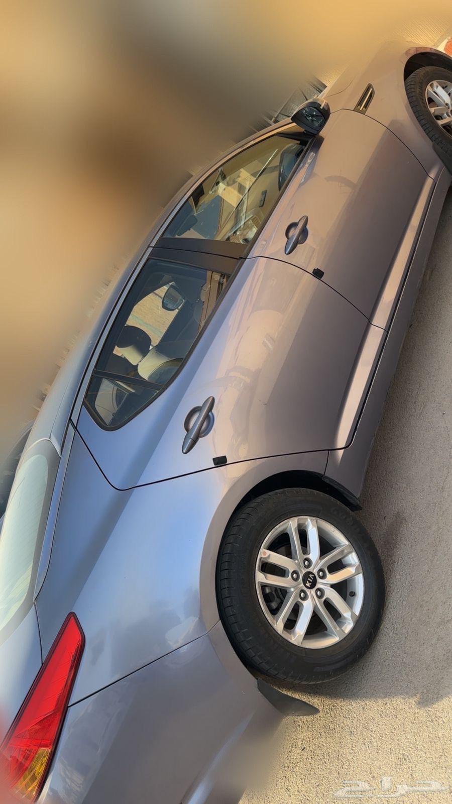 سياره كيا للبيع64226324012419112