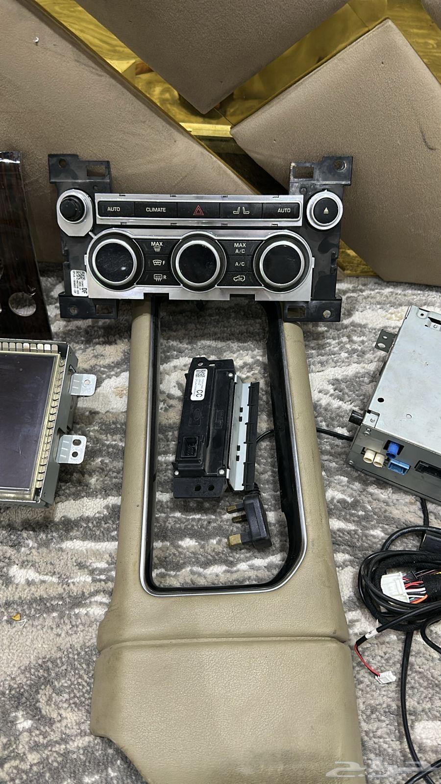 للبيع مسجل رنج وكاله 201464214878415873112