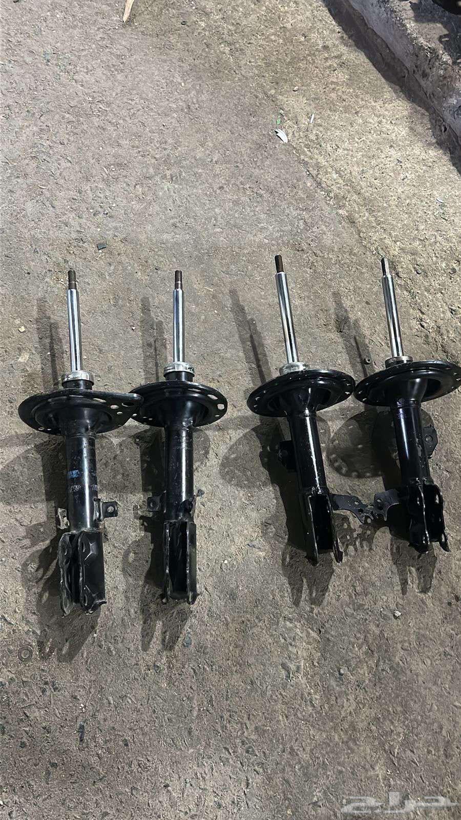 Camry-Avalon-Corolla Spare Parts-Shocks, Knuckles, and Balance Rods64229436965635113