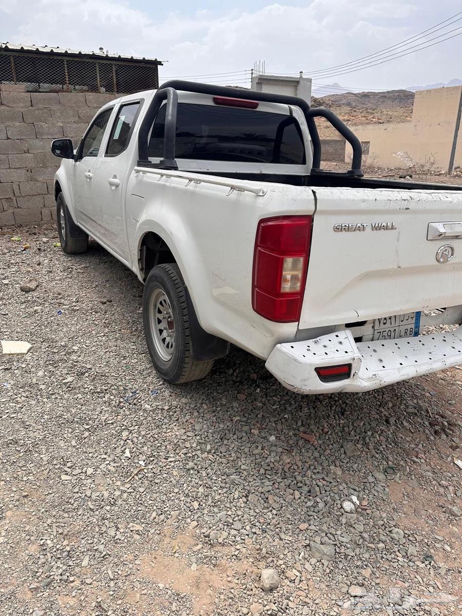 2020 Model and Son64214878384770112