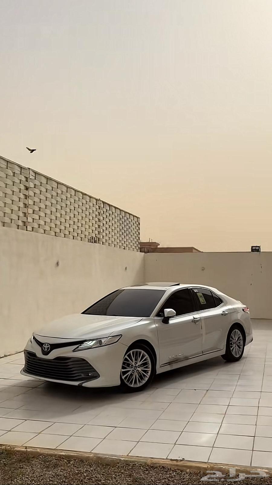 Hello64246606900611110