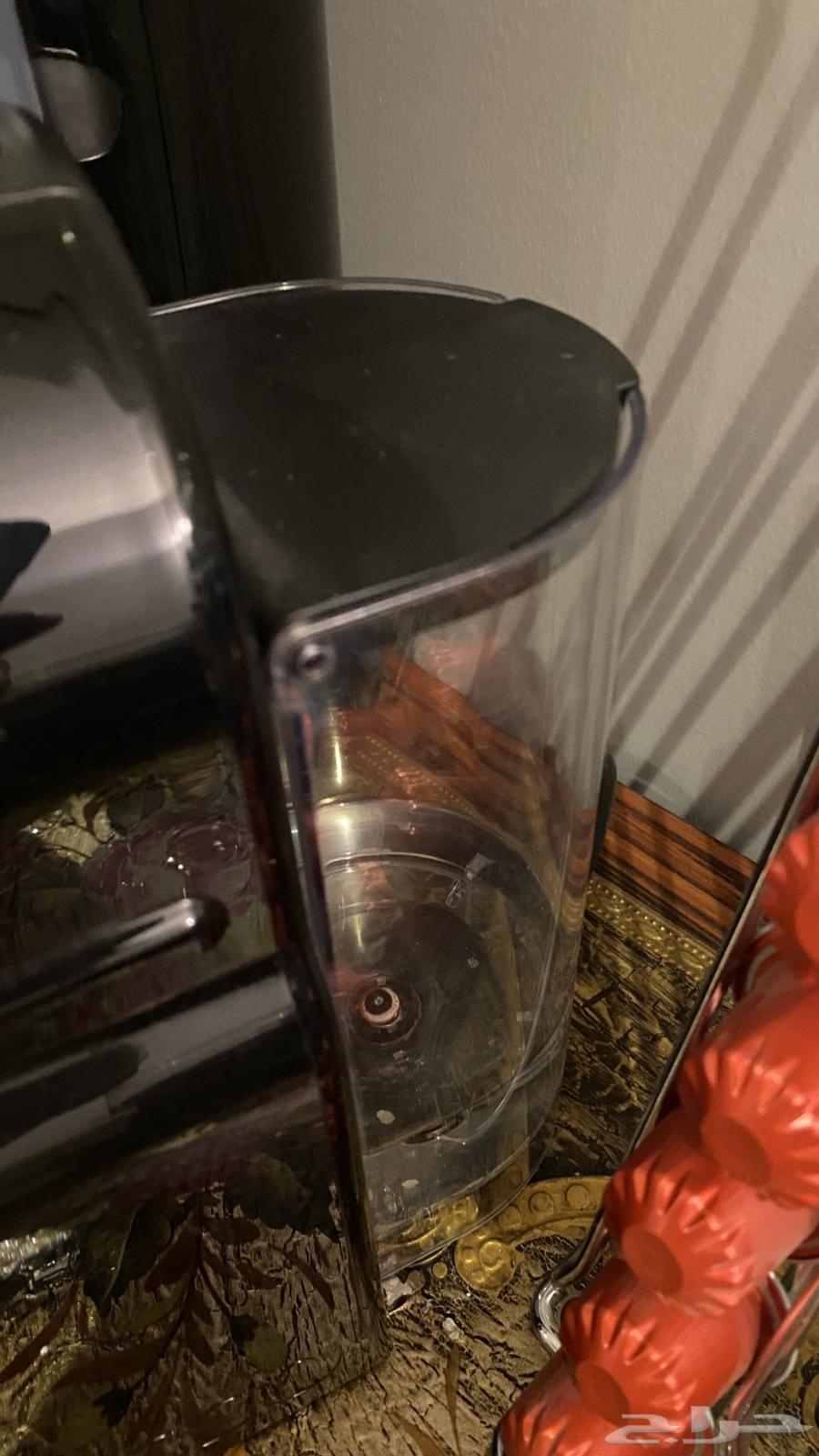 اله قهوة نيسبريسو سوداء و كبسولات63961982114691112
