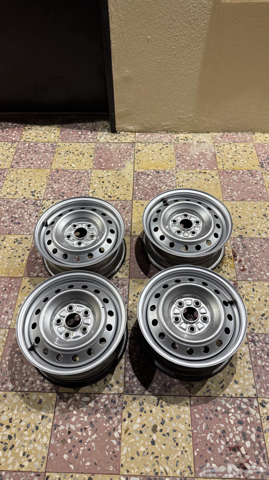 جنوط هيلكس من 1564232143259650111