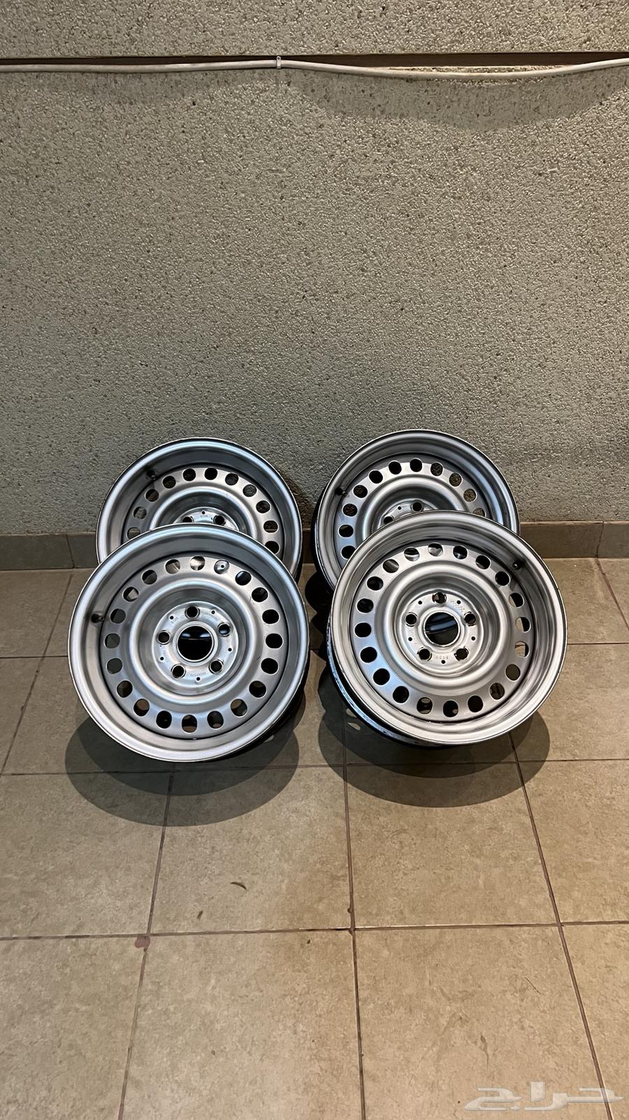 جنوط مقاس 15 للبيع64255350830082110