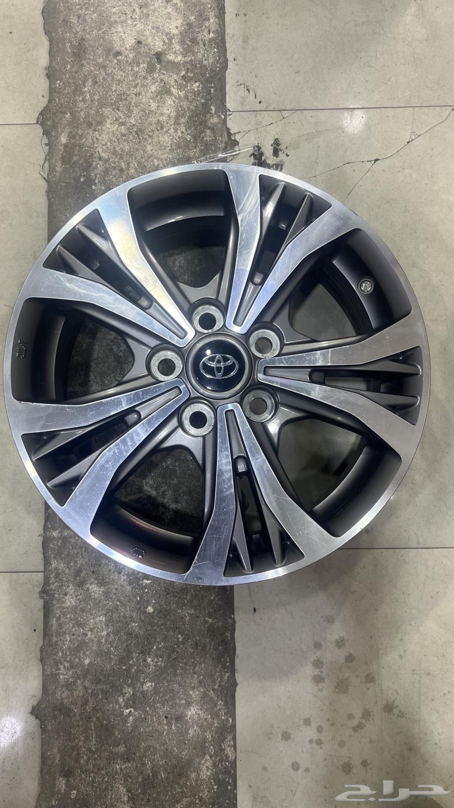 جنوط هايلوكس اصلي وكالة مقاس 1664240192245379112