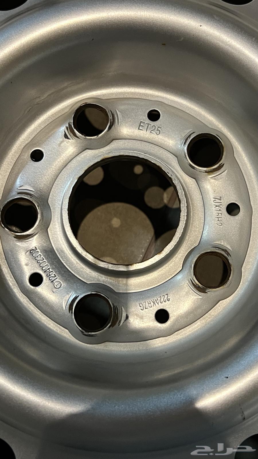 جنوط مقاس 15 للبيع64255350830082111