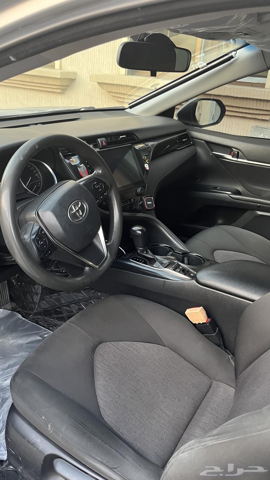 كامري 2019 هايبرد لوحات الامارات64252421818625114