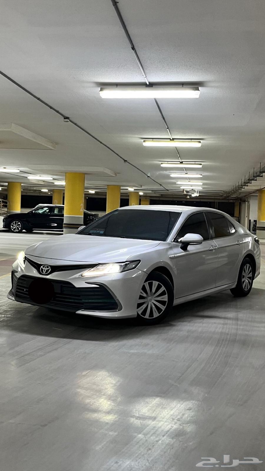 كامري 2019 هايبرد لوحات الامارات64252421818625110