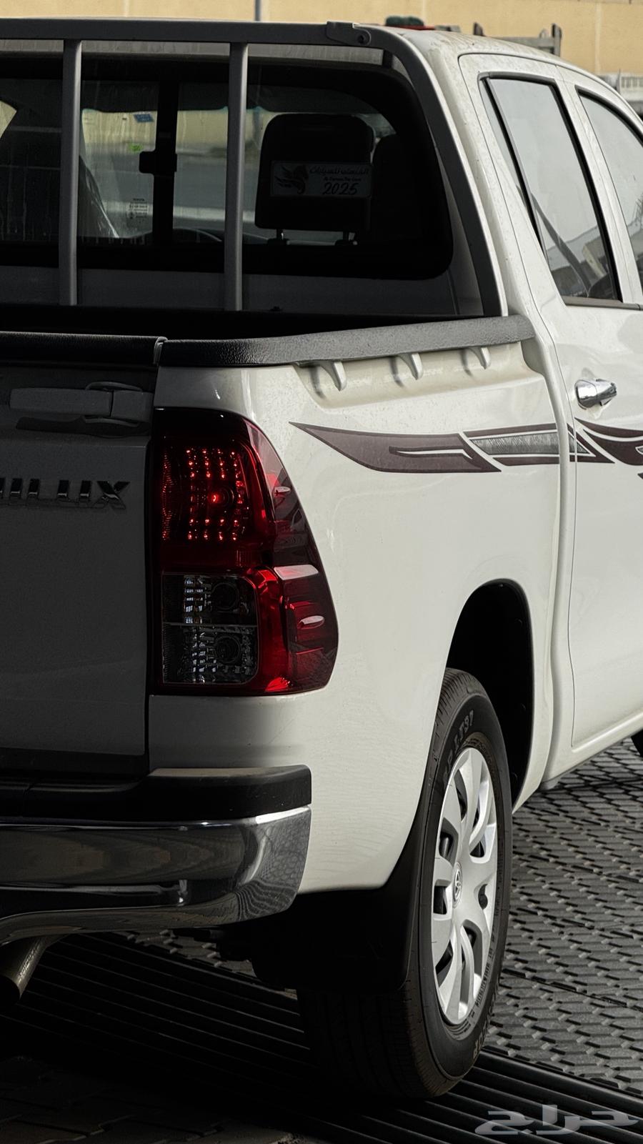 تويوتا هايلكس غمارتين 2.4 ديزل -2025 - 93.00064230918312322114