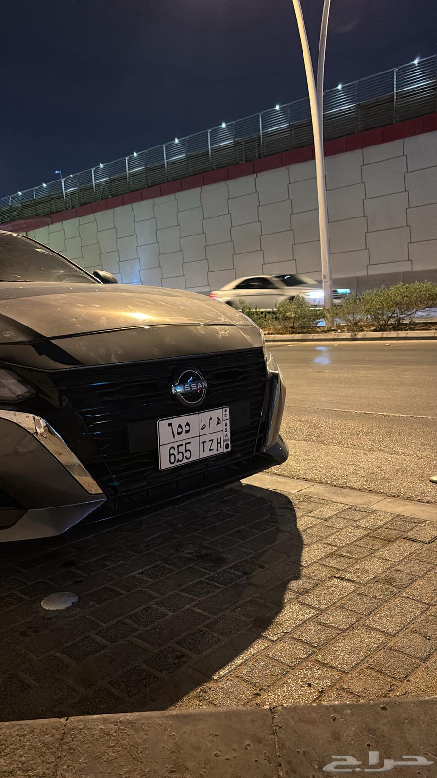 لوحة مميزه للبيع64252587519617110