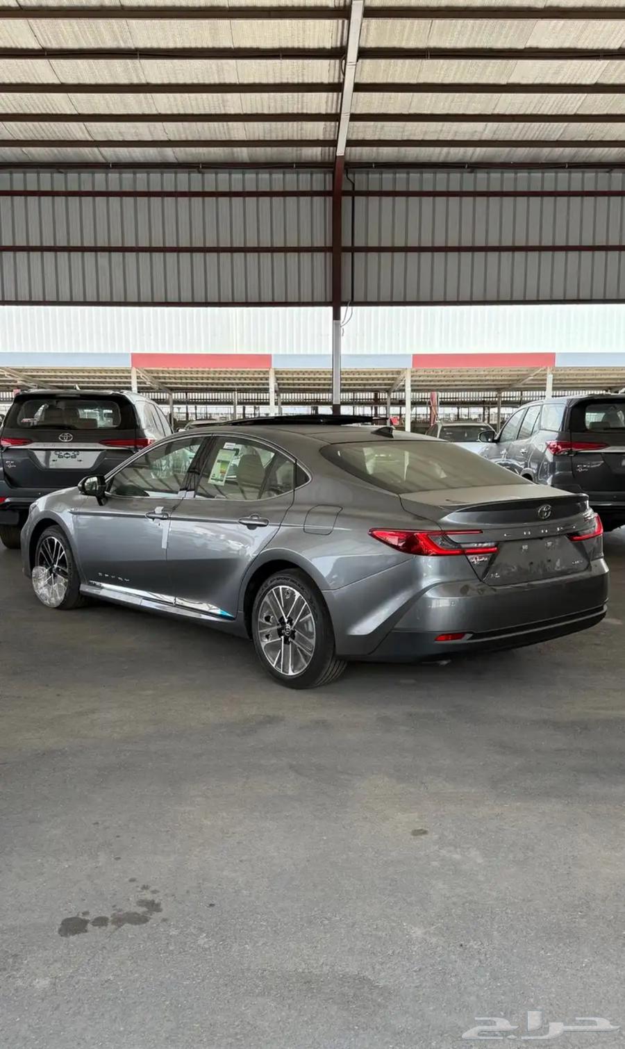 تويوتا كامري LEهايبرد 202564250524983810114