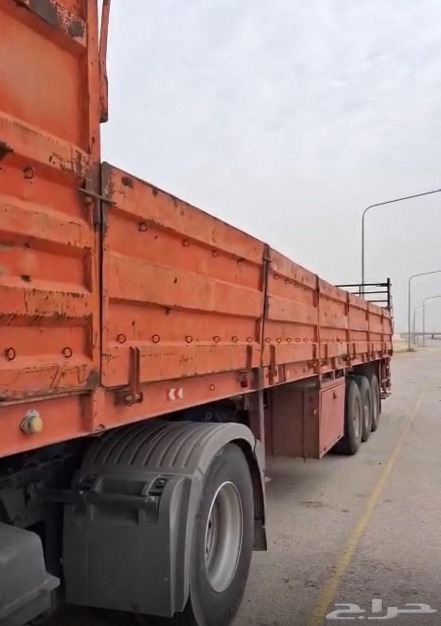 Flatbed and movable sides64230242882691110