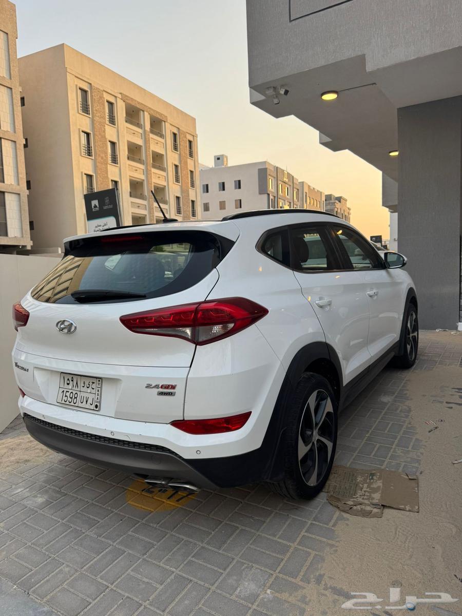 هيونداي توسان للبيع64231776231681110