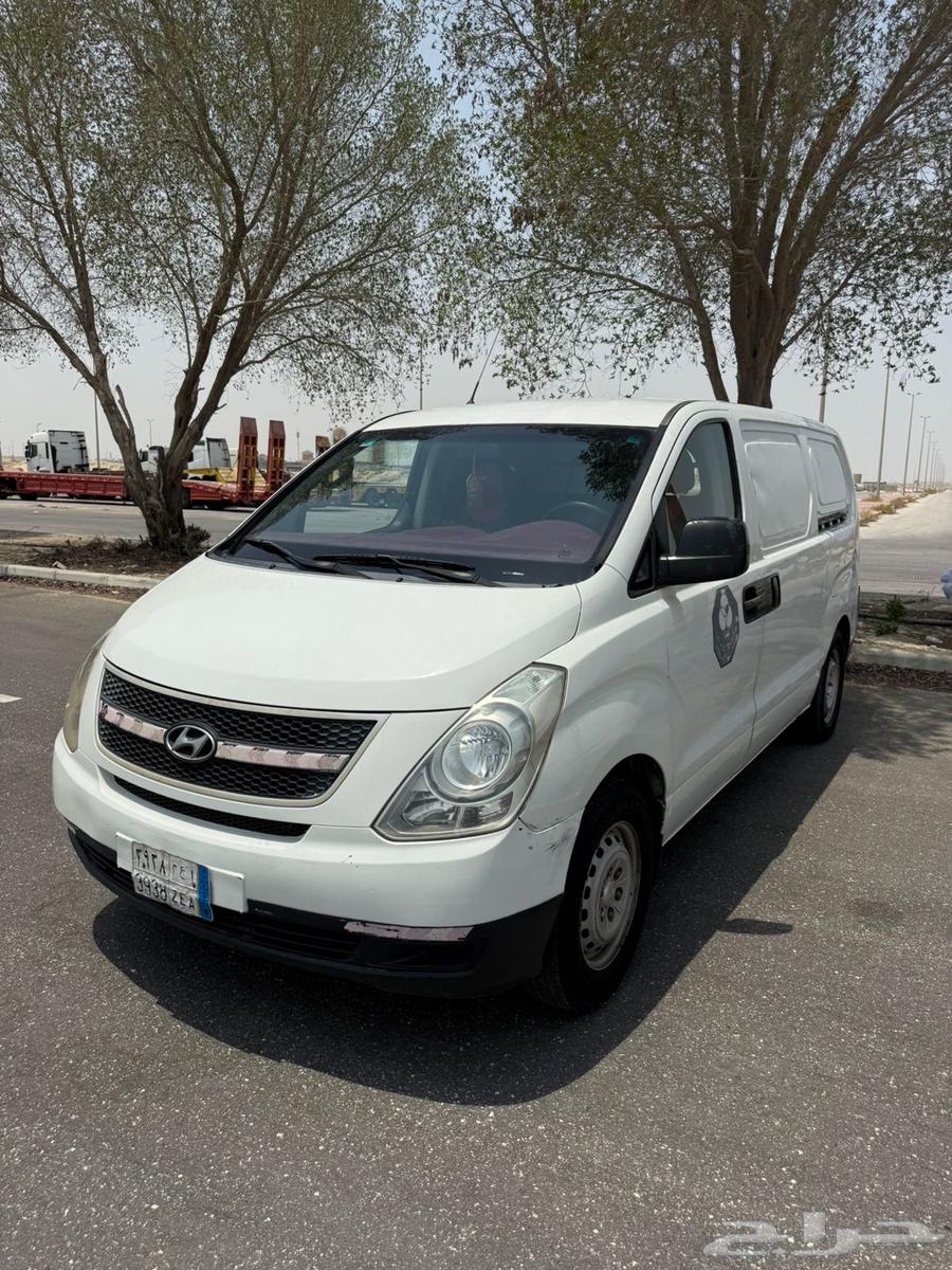 سيارة H 1. للبيع أو الإيجار الشهري64242570296834114