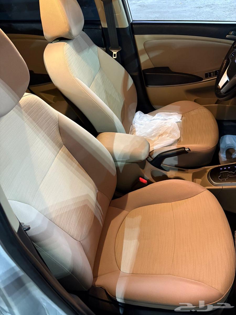 Accent64243287777025113