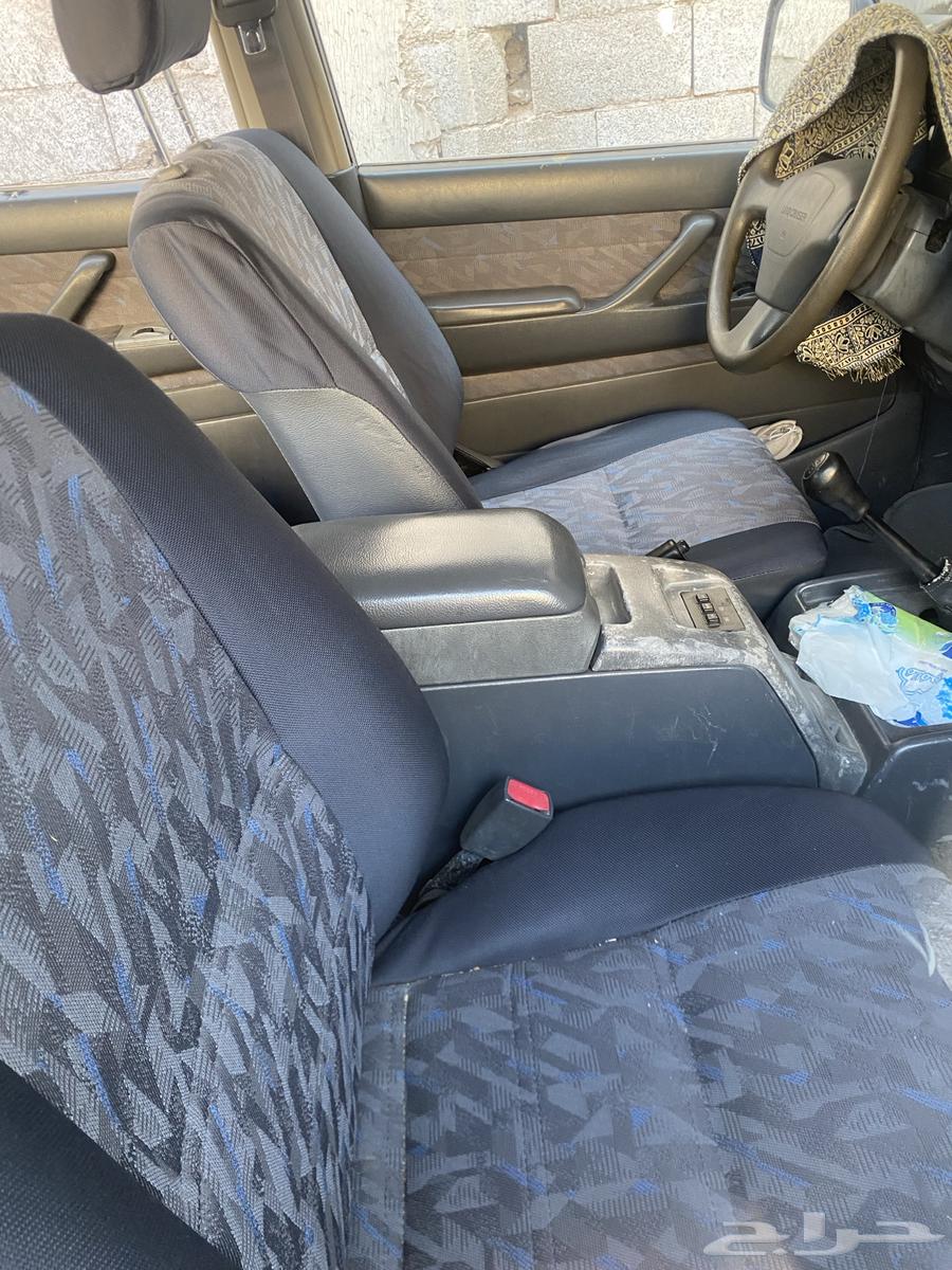 البيع جيب صالون 9764260175215874113