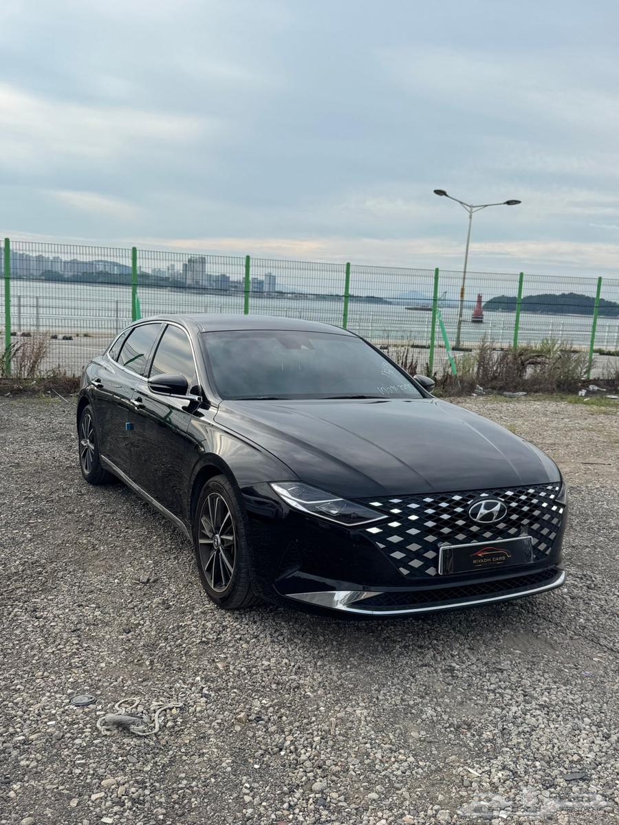 ازيرا موديل 2022 6 سلندر فل(بحاله ممتازه )64238657104386110