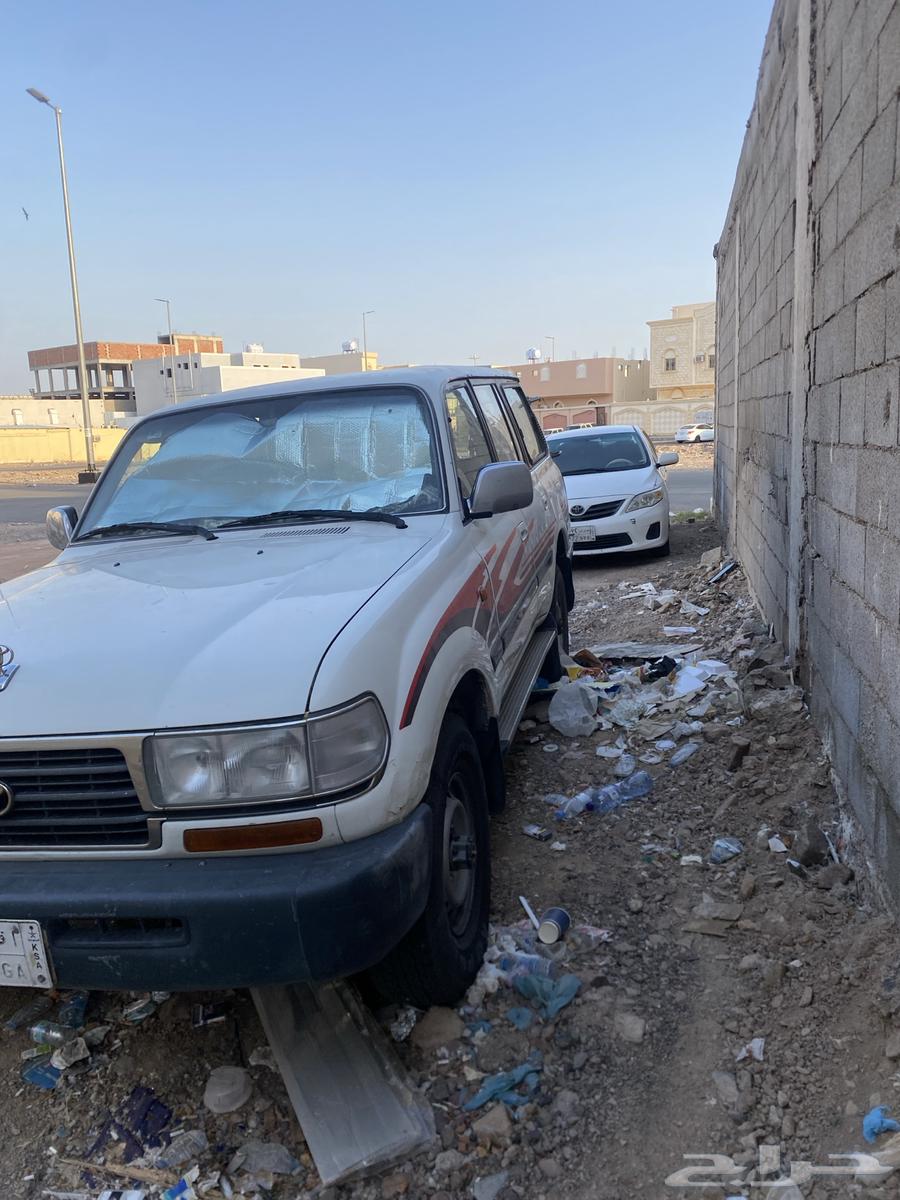 البيع جيب صالون 9764260175215874112