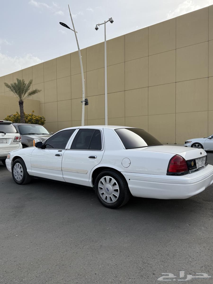 فورد فكتوريا 201164243455485698113