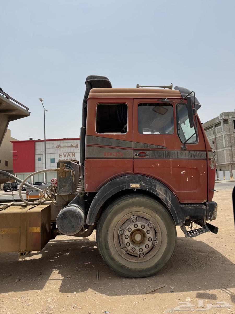 للبيع تريلا قلابي ألبي مويل8864250353303553111