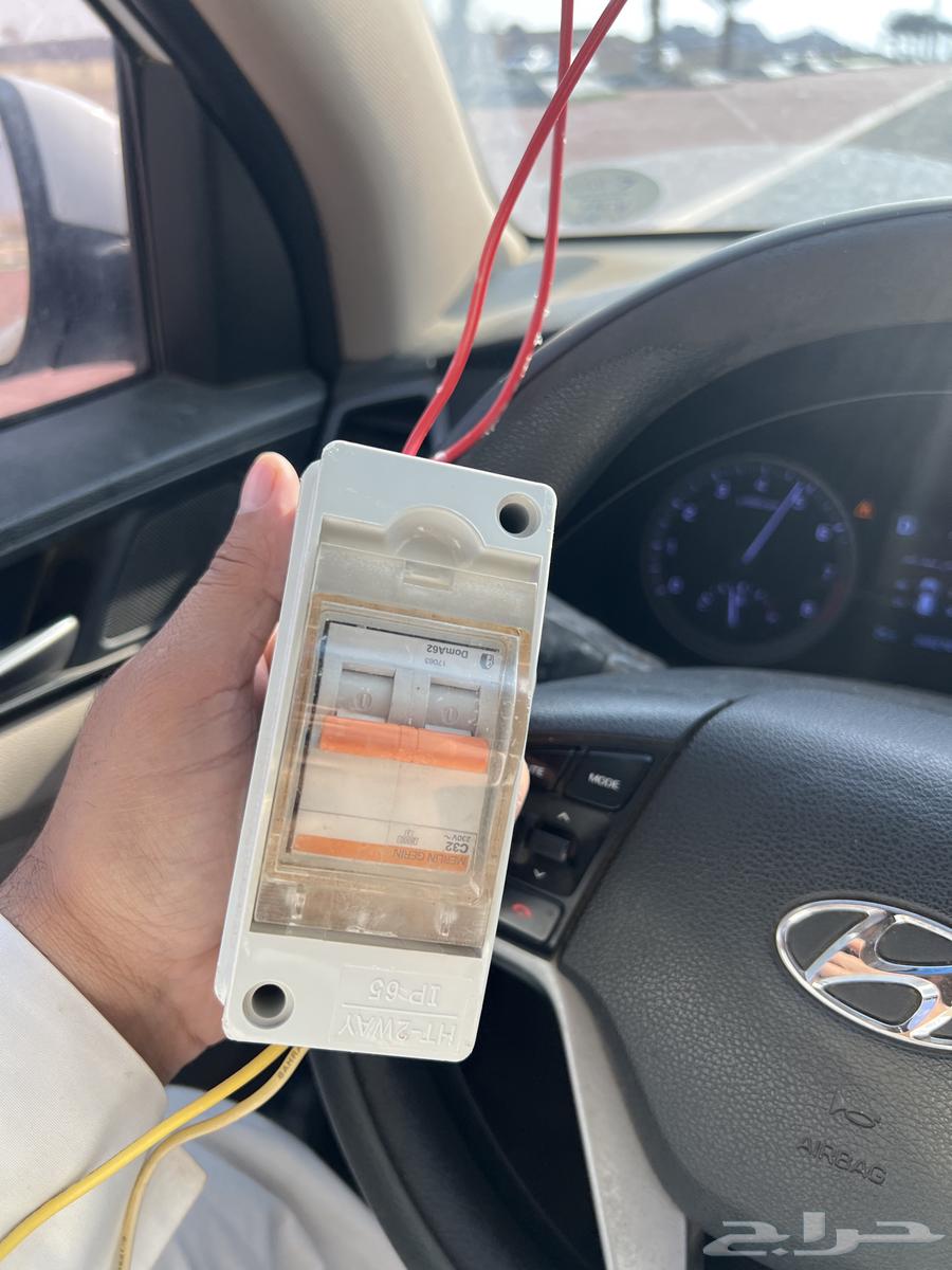 قاطع كهرب 32 أمبير64249195486338110