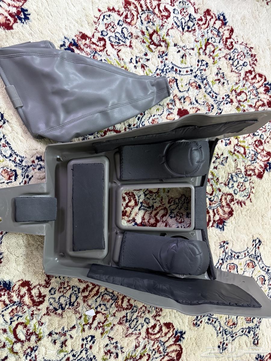 السلام عليكم موجود ديكور قير هايلكس 2006-201564231136887553111