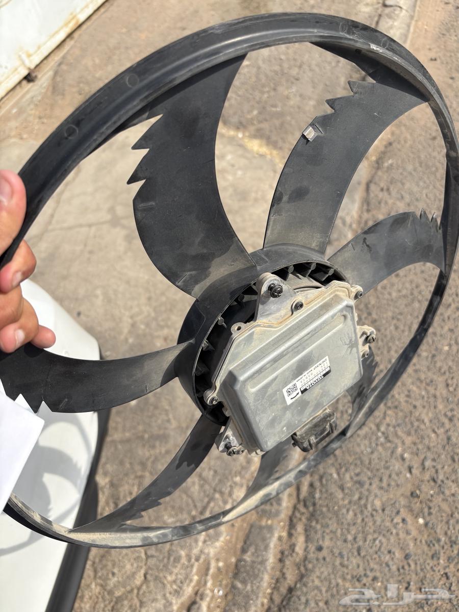 Radiator with AC, water, and fan64249372267649111