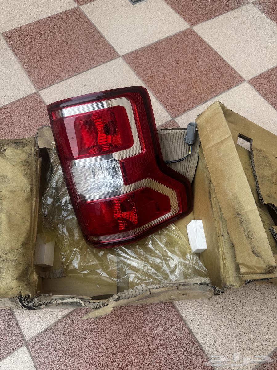 فورد F150 اصطب يسار جديد بالكرتون64254712545794110