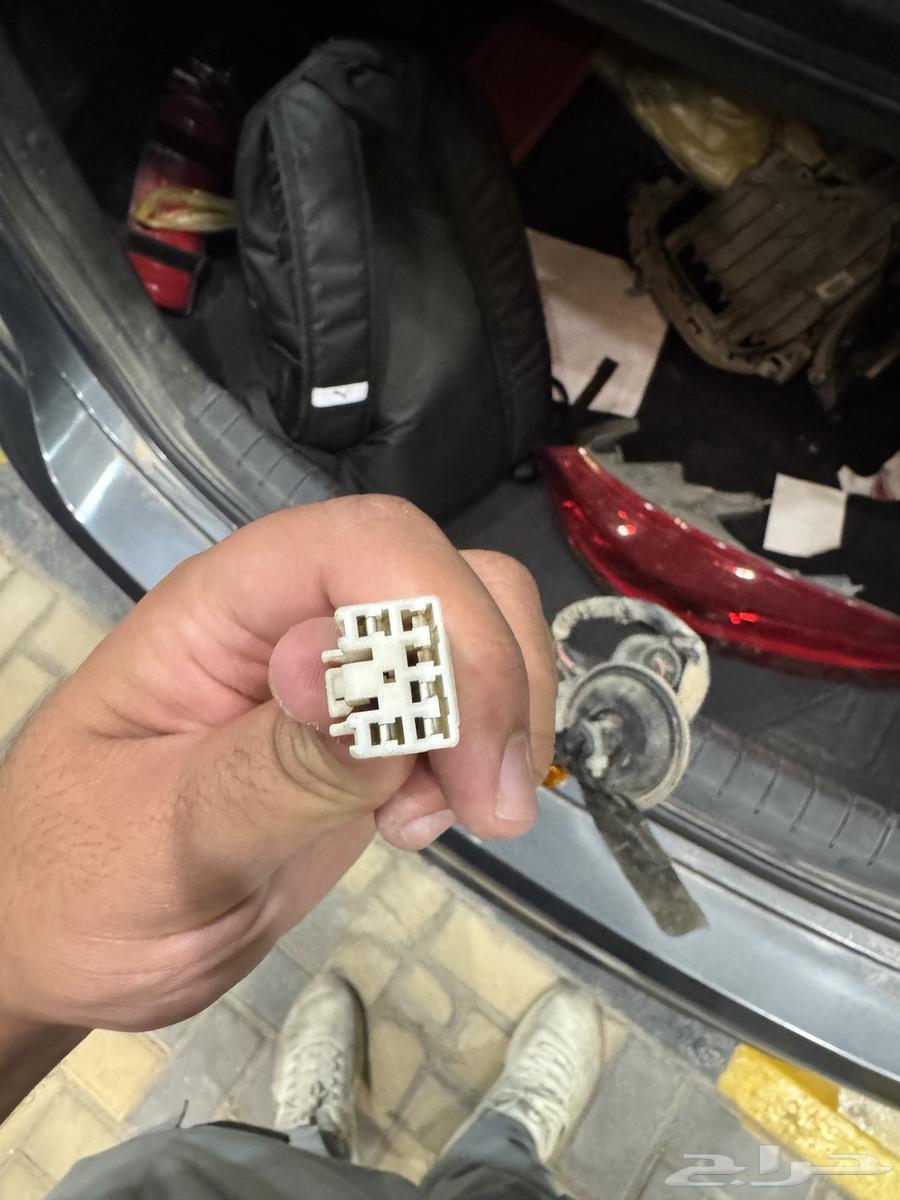 سطب يمين جهة الراكب النترا 201864258674196482110