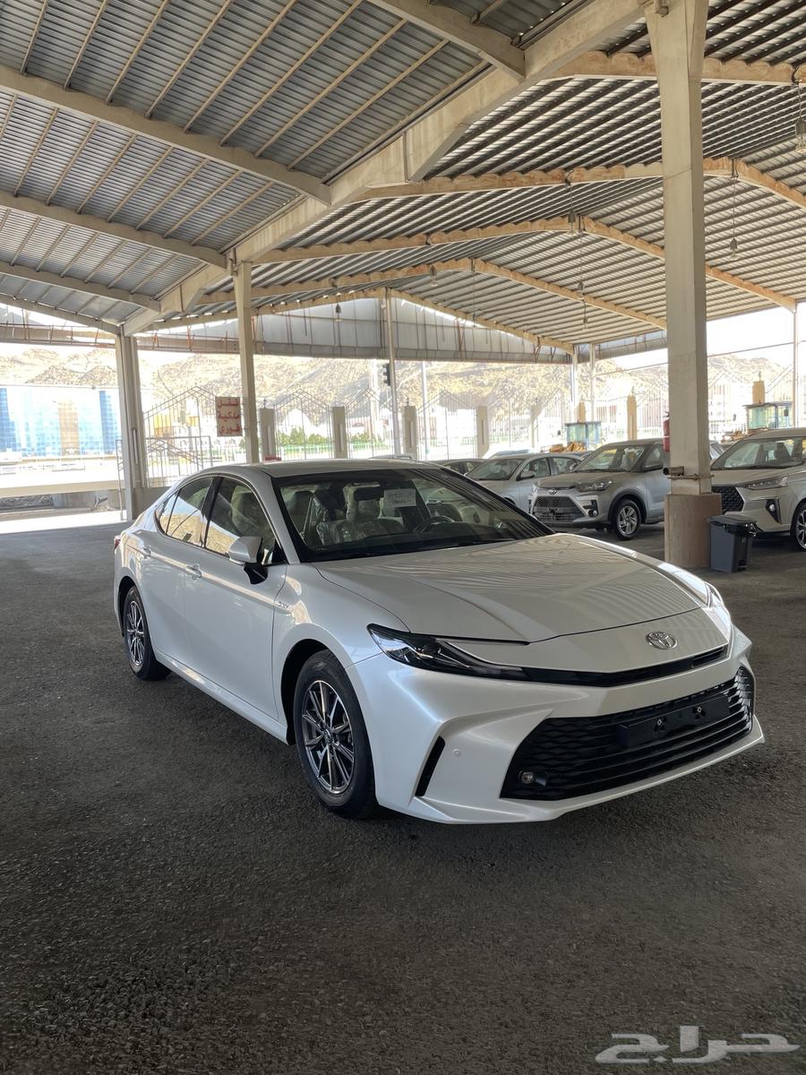تويوتا كامري هايبرد - استاندر - 202564255350674817112
