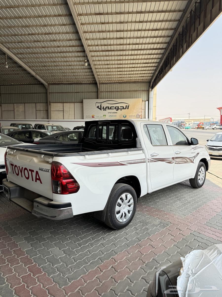 تويوتا هايلوكس GLX بنزين 202564239640146819112