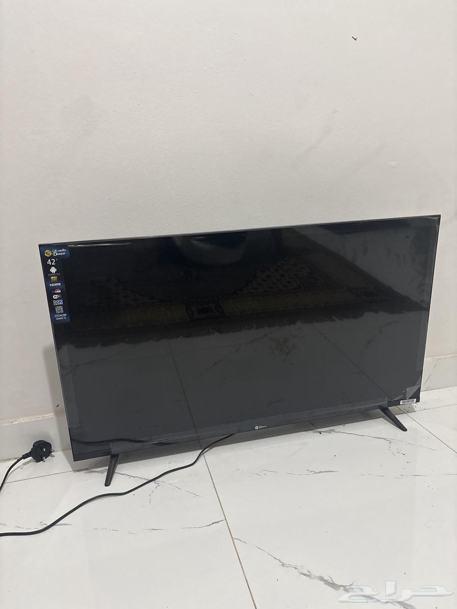 42-inch TV for sale63961568347137110
