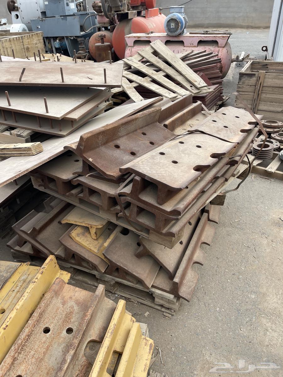 Good, you good, Komatsu plates64254364282753111