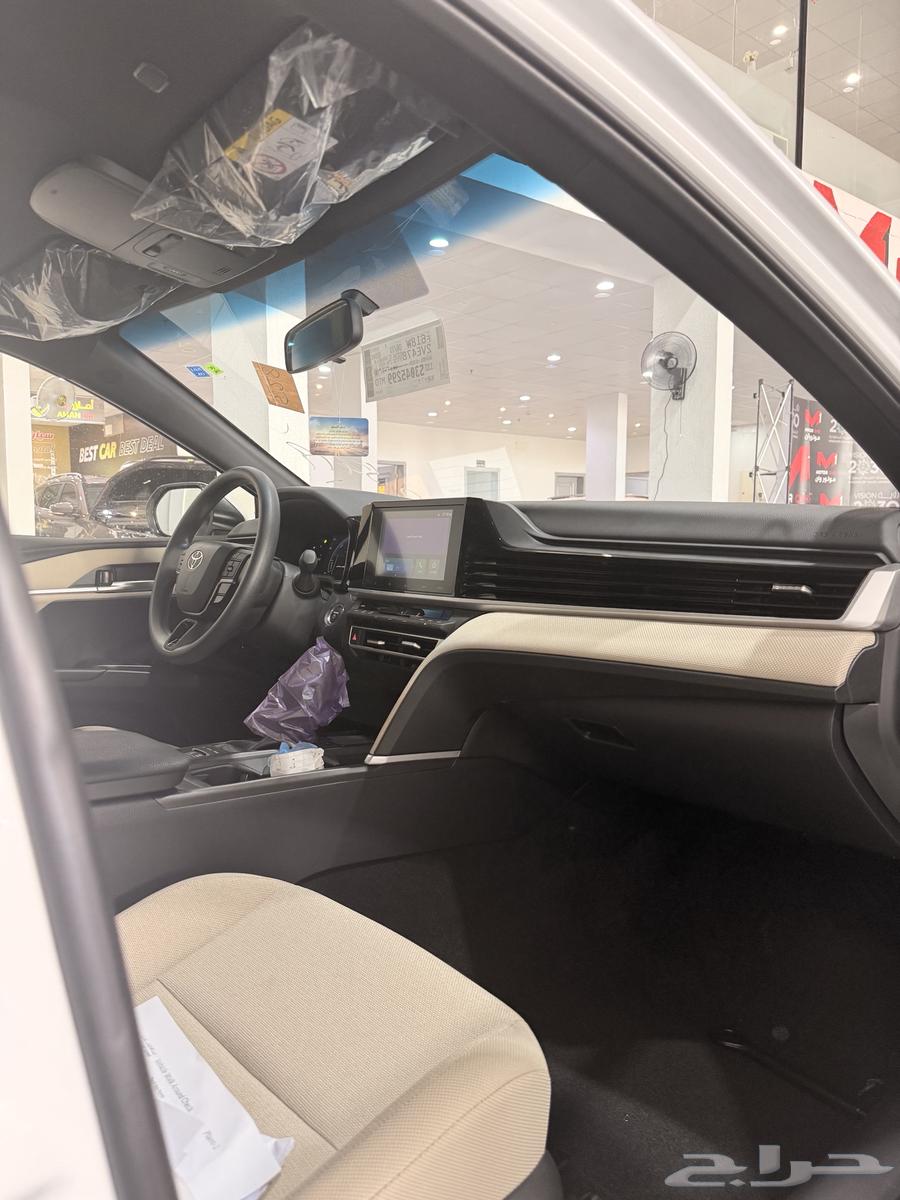 تويوتا كامري E هايبرد 202564240834788353111