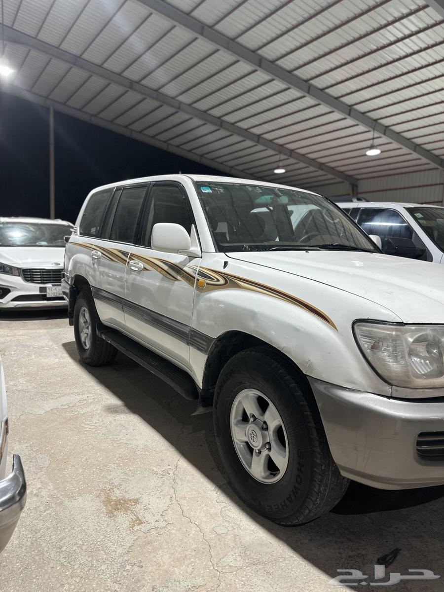 تايوتا تم البيع64255001077634111