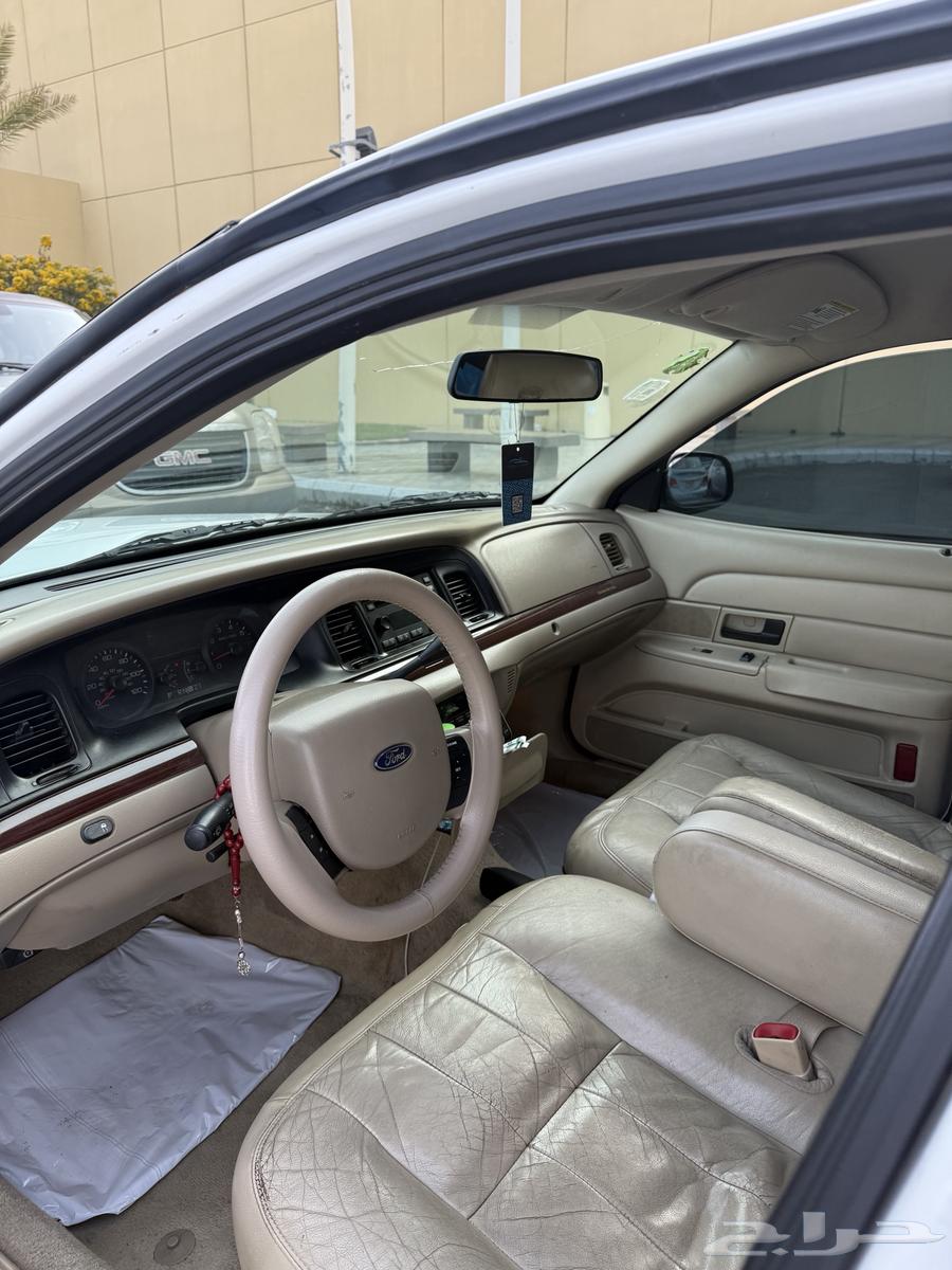 فورد فكتوريا 201164243455485698114