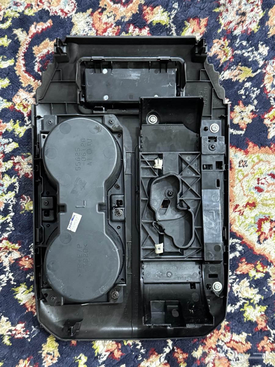 ديكور القير كامري 2012-2015 مخشب مستخدم سليم64246758114306113