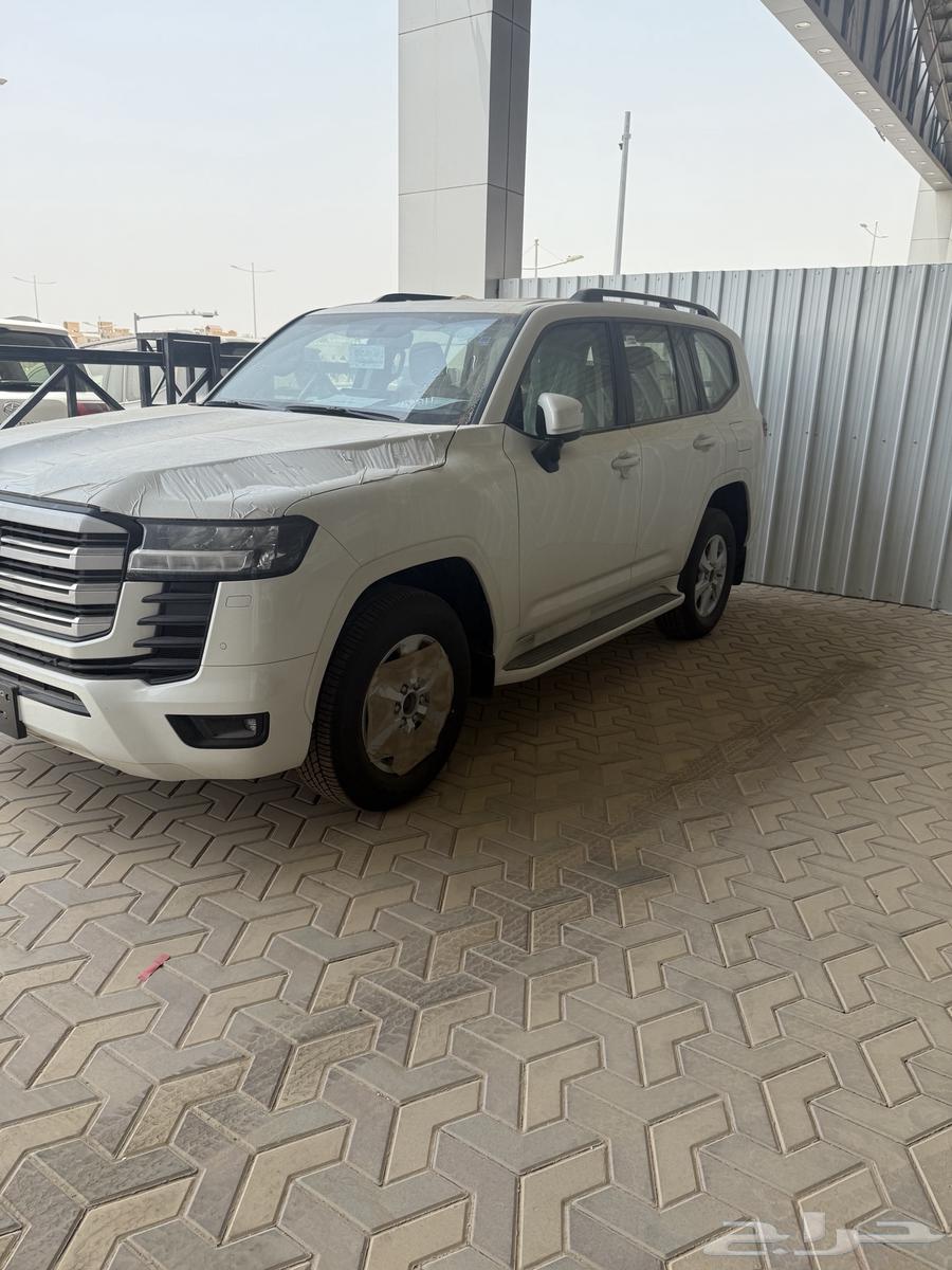 لاندكروزر 2024 L2 أصفار ( البيع مهله فقط)64240834820610110