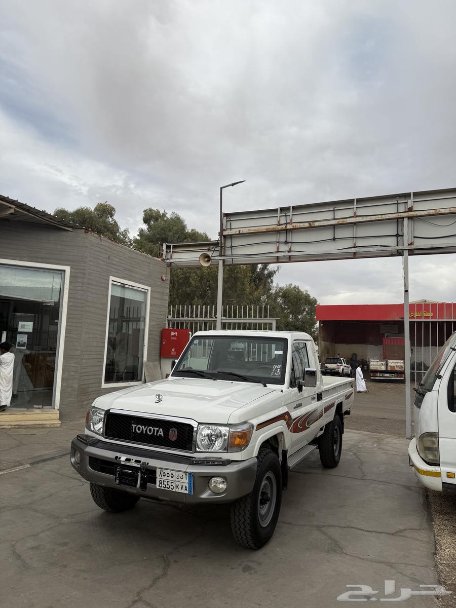 جيب شاص ابيض 201564232143267843111