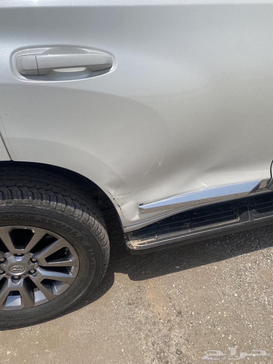 جيب برادو سنه اسلندر فل كامل يوجد صدمه في الباب الخلفي64250866566659114